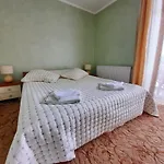 Hotel Tsvit Paporoti 2*