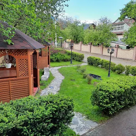 Hotel Tsvit Paporoti