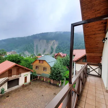 Tsvit Paporoti 2* Jaremče