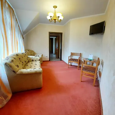 Tsvit Paporoti Hotel Jaremče