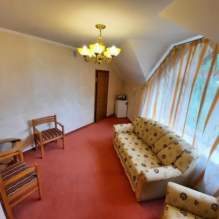 Tsvit Paporoti 2*