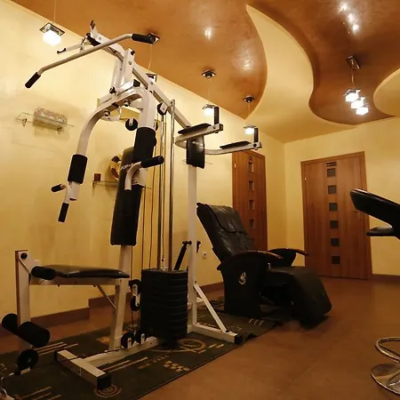 Tsvit Paporoti Hotel 2*