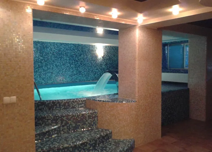 Otel Tsvit Paporoti 2*