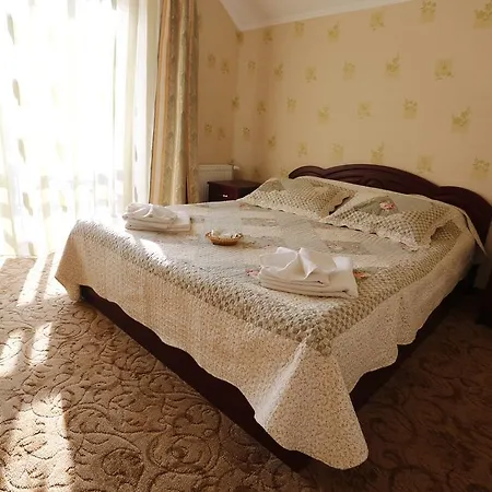Tsvit Paporoti 2* Jaremcze